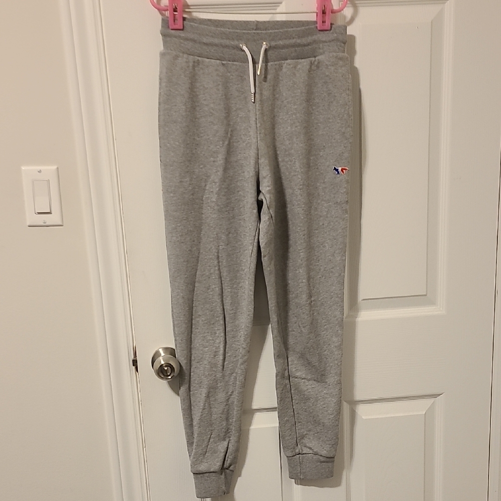 ❤️❤️MAISON KITSUNE Light Gray Joggers❤️❤️